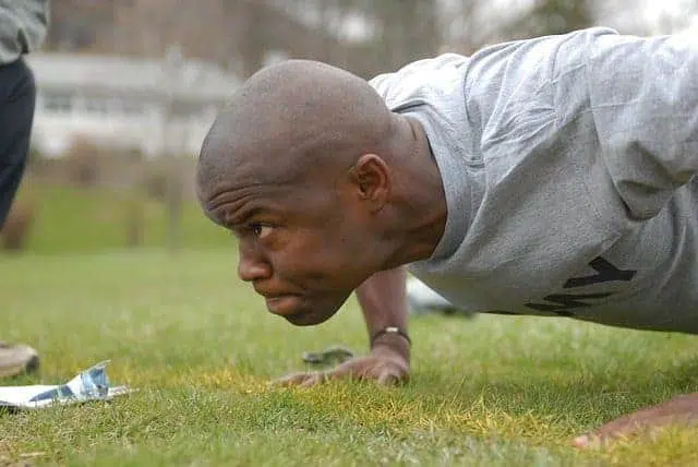 Top 8 Willpower-Building Exercises That Work 2 pushups 1480617949 willpower