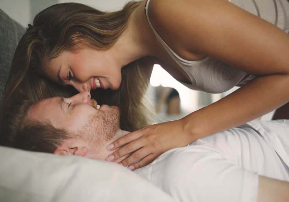 couple-emotional-intimacy