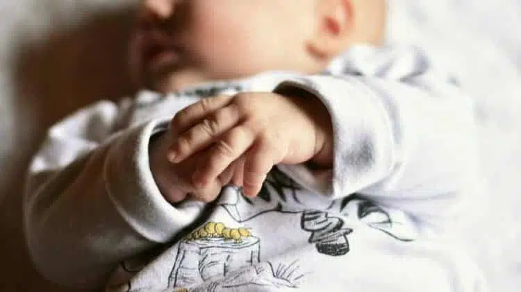How to Take Care of Your Wife During and After Pregnancy 2 baby 3289174 1920 Take Care of Your Wife