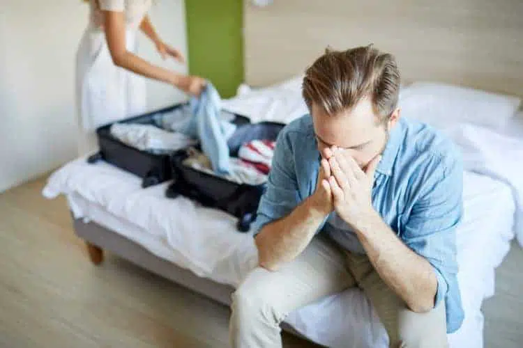 sullen husband 6PK5UGN end a relationship