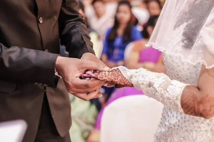 Marriage: 10 Important Issues to Discuss Before Tying The Knot 2 wedding 7GL9CSA marriage