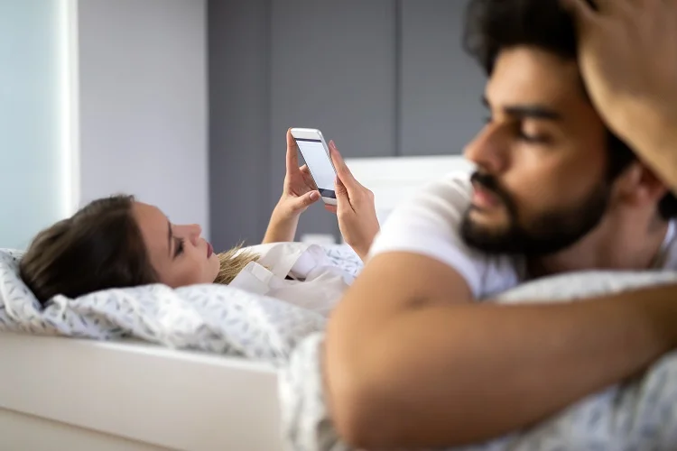 9 Pieces of Bad Relationship Advice to Stop Listening to Immediately 4 bad relationship advice