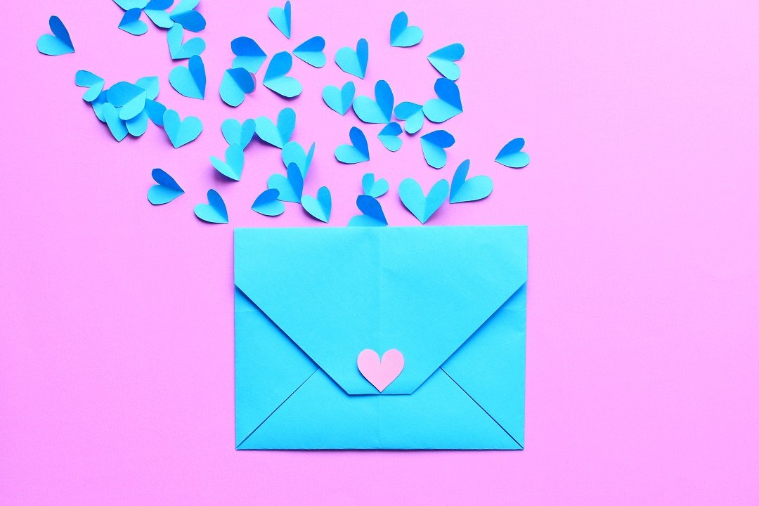 how-to-write-love-letters-to-her-the-relationship-guy