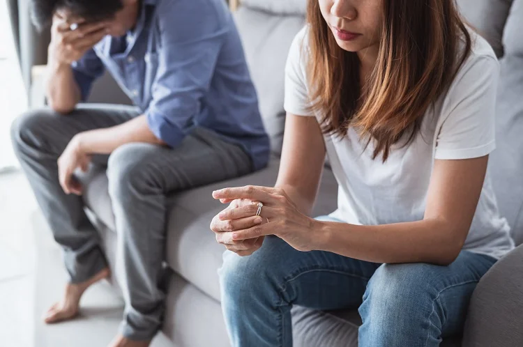 Understanding the Silence: Why Men Withdraw in Relationships 6 Why Men Withdraw in Relationships