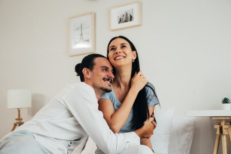 The Crucial Role of Bids for Connection in a Lasting Marriage 1 Bids for Connection